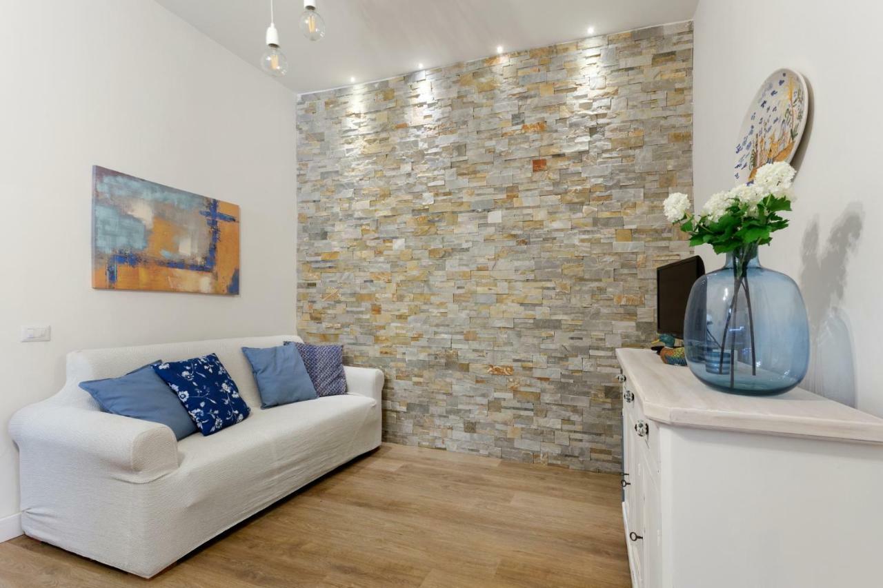 Casa Nagale- Una Suite Di Charme Nel Cuore Di Ortigia A 50 Mt Dal Mare Syracuse Bagian luar foto